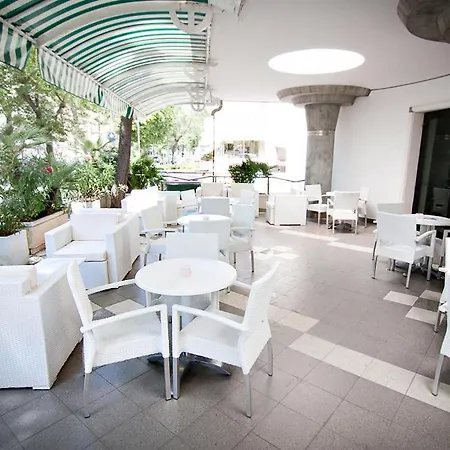 Abc Hotel